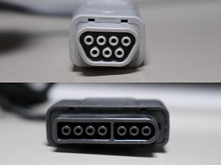 PC-FXパッドとSFCパッドのコネクター比較