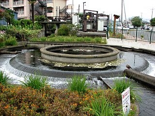 �~������