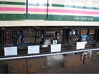 �����@��