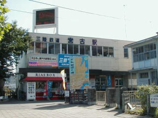 �O���S���{�Éw