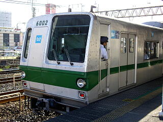 6000�n�d�ԑ�2�Ґ�