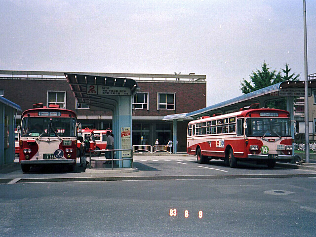 �R�`�w�i�E���j