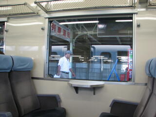 ���h�A����