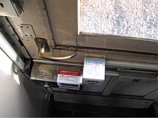 �h�A�{�����u