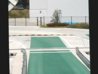 ���[�h�C���^�[�`�F���W