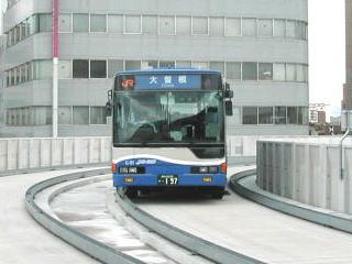 ��]���w�֓�������o�X