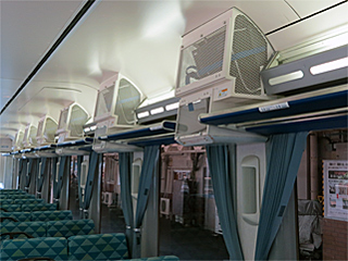 �v���W�F�N�^�[�ƊԐڏƖ�