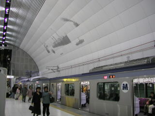 �����E���؊X�w