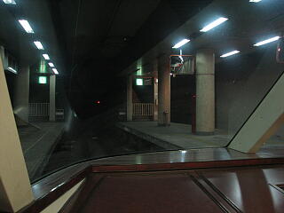 ����w��Ԓ��̑O�ʓW�]