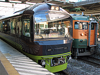 485�n700�ԑ�d�ԁu���]�[�g��܂ǂ�v