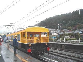 �i�q�����{50�n���g�����W�]�q��