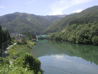 �{��ƕ��s���đ���