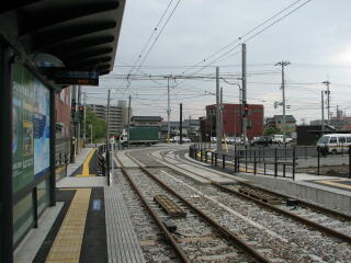 ���c���w�Z�O����C���e�b�N�{�БO���ʂ�����