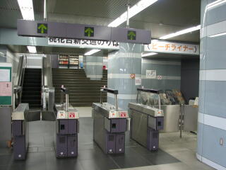 ���q�w���D��