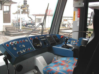 5000�`�d�Ԃ̉^�]��