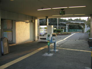 ���w�̊Ȉ�Suica���D�@