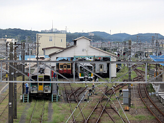 �����ԗ��Z���^�[�؍X�Ôh�o