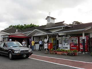 �f���^���T�|�[�g�命��w