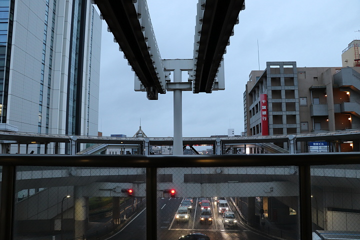 千葉都市モノレール県庁前駅