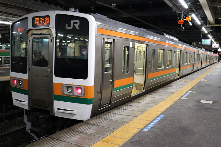 211系3000番台電車