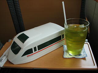 ロマンスカーVSE弁当（外観）