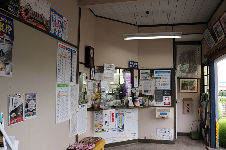 �������w