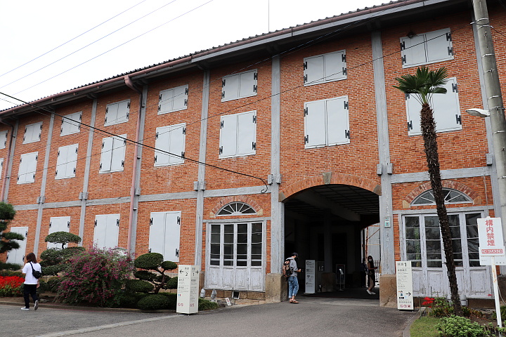 ���u����