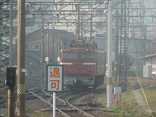 EF81�`�d�C�@�֎Ԃ��؂藣���ꂽ�Ƃ���