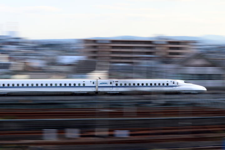 新幹線の流し撮り