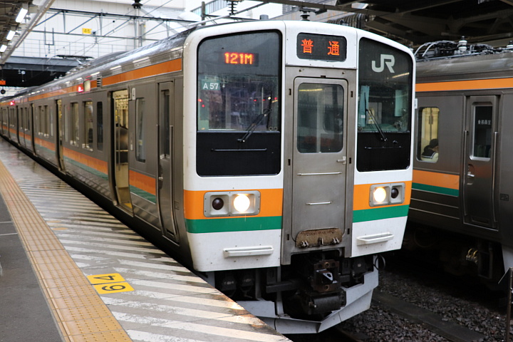 211系3000番台電車