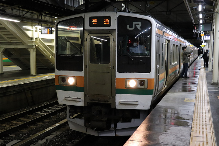 211系3000番台電車