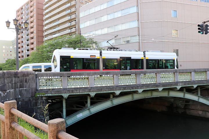 富山地方鉄道T100形電車