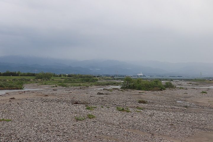 富山地方鉄道の車窓