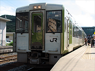 100�n�C����