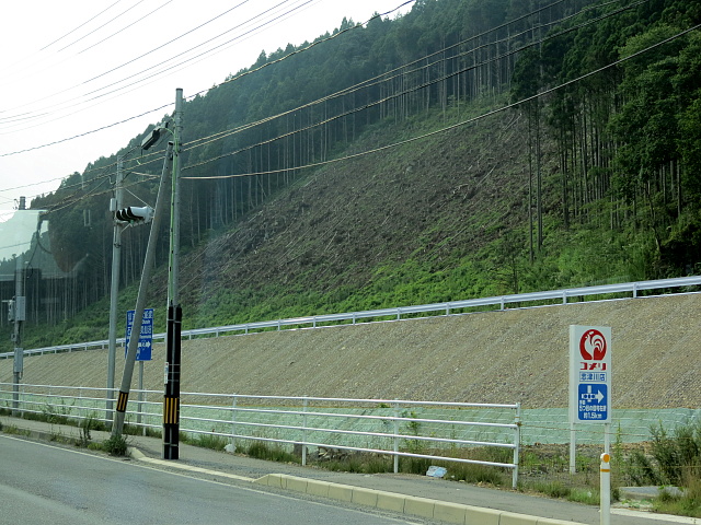 建設中のバス専用道