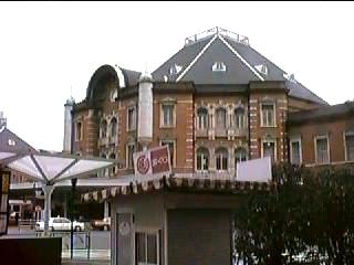 �����w�ۂ̓����