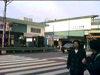 ��X�؉w����